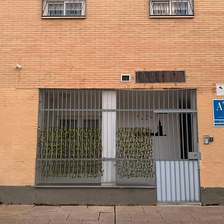 Rental San Luis Seville Exterior photo